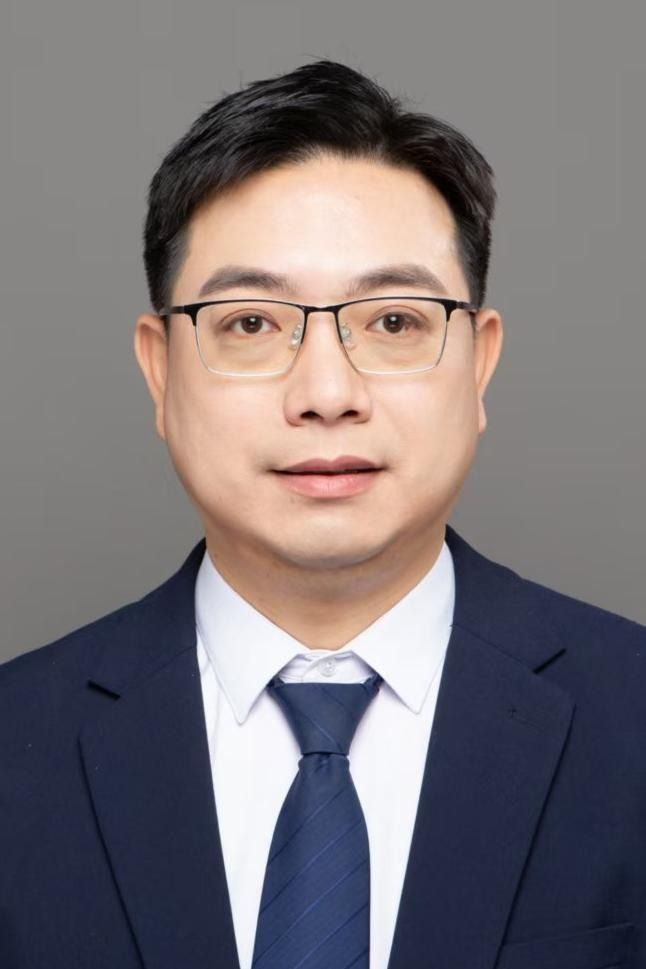 广州市政协副主席龚海杰一行到爱游戏体